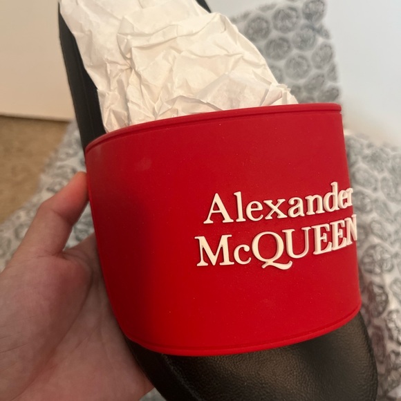 Alexander McQueen Pool Slides (Size: EU 39) - Picture 3 of 6